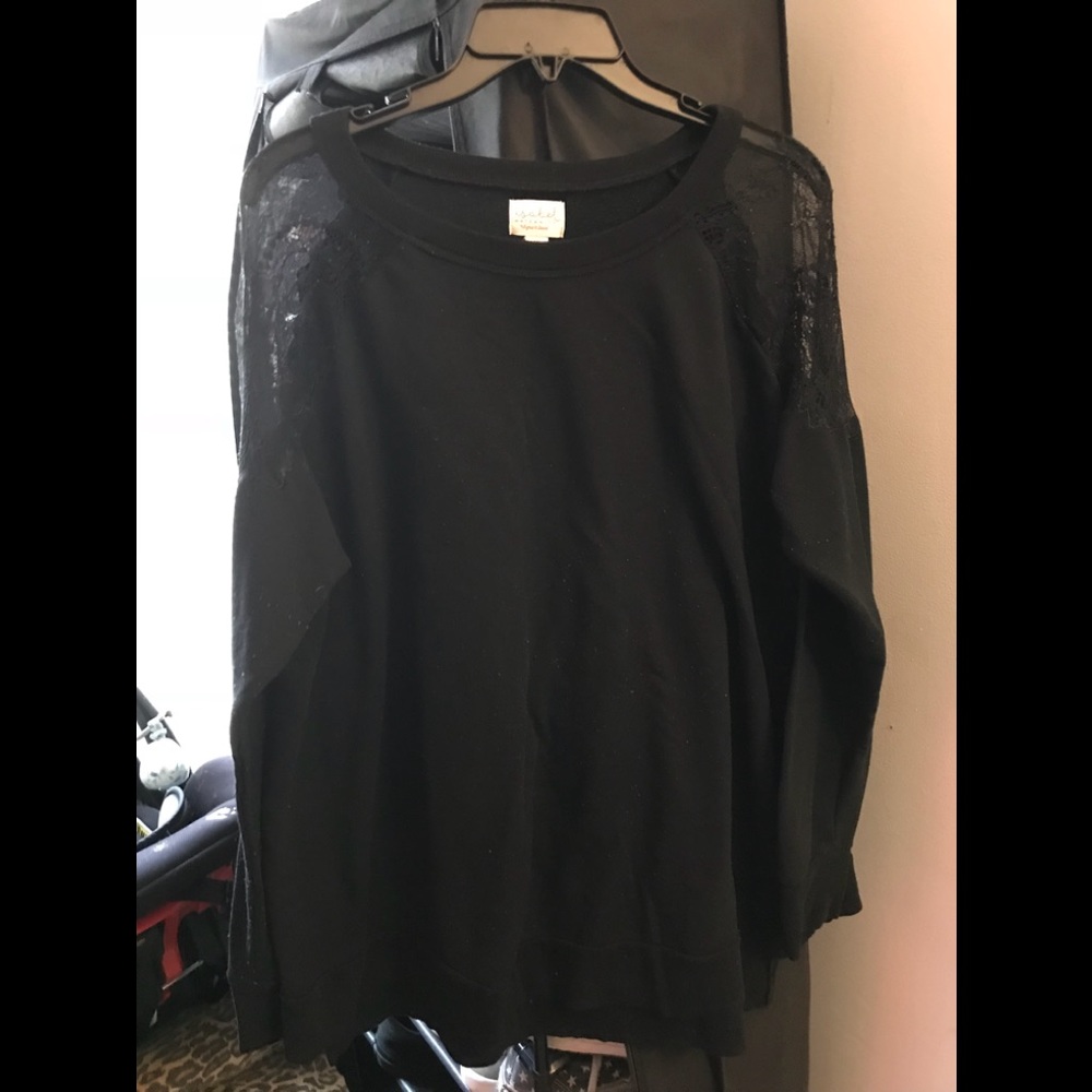 Black maternity sweater